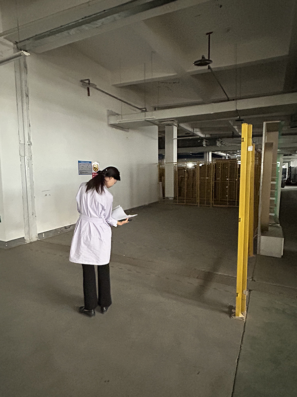 warehouse 2.jpg